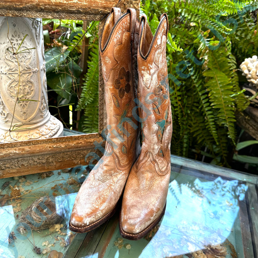 Gorgeous Bed Stu Pearly Beige Cowgirl Boots Birds & Flowers 6.5 Cowgirl Boots