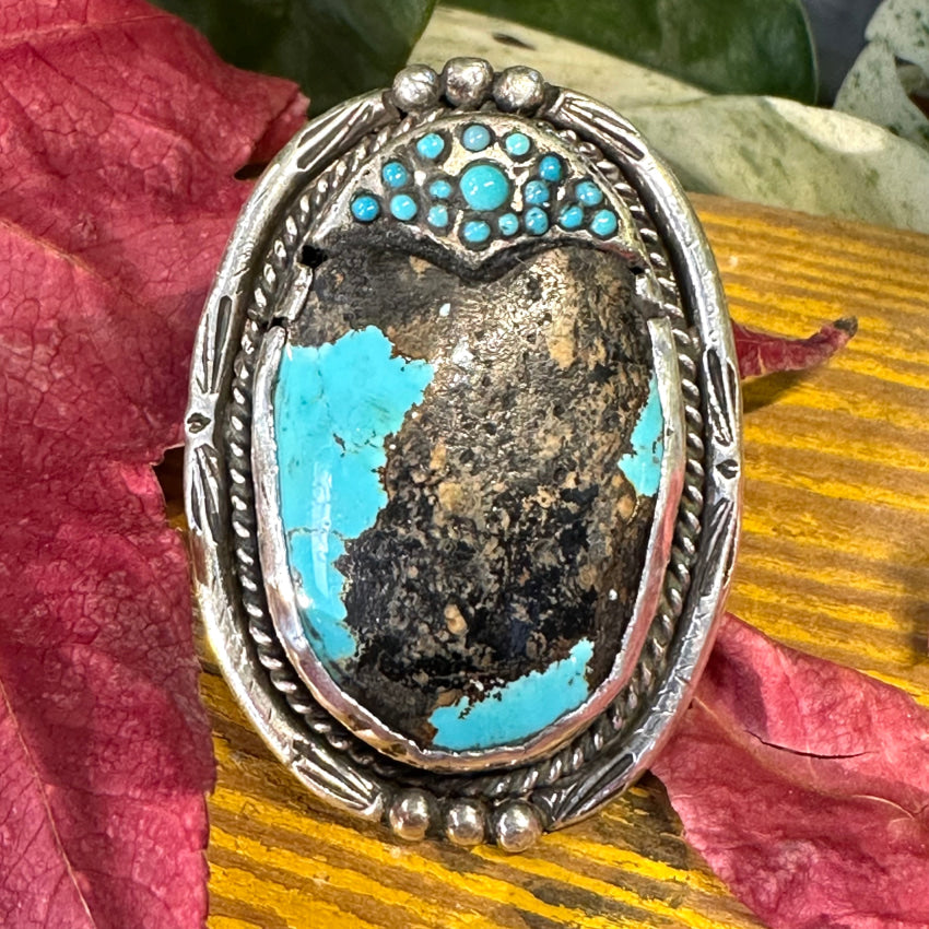 Huge Vintage Navajo Blue &amp; Black Carlin Mine Turquoise Ring Size 7 3/4