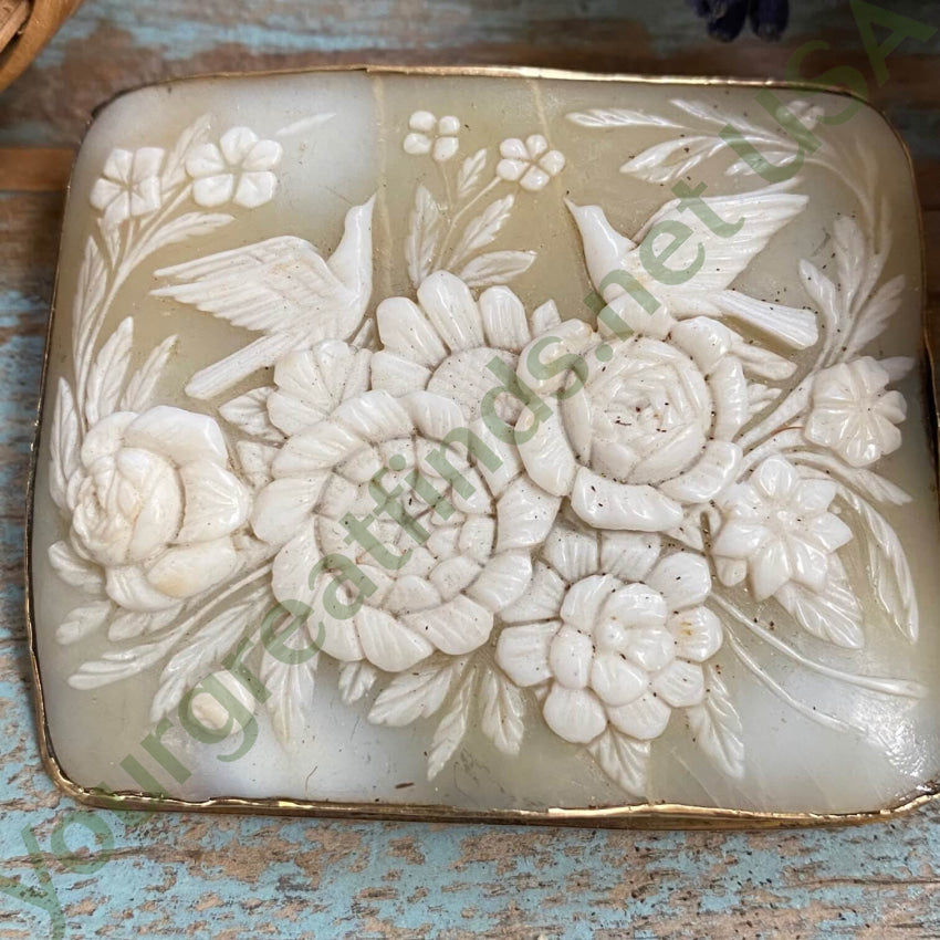 Large Antique 14K Gold Carved Cameo Love Birds Brooch