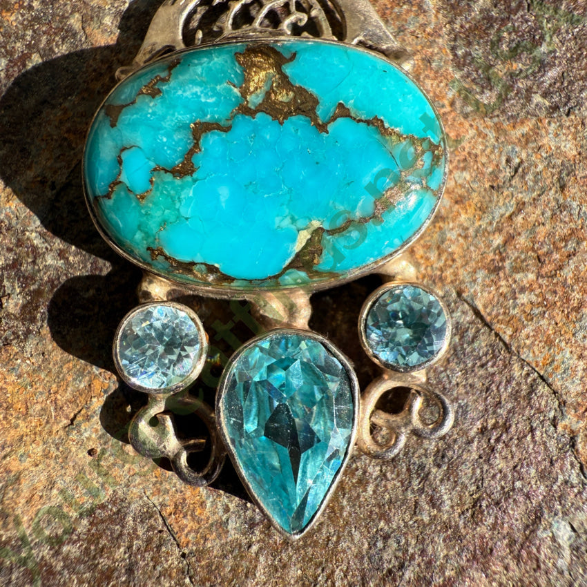 Mojave Blue Turquoise Pendant in Sterling Silver pendant