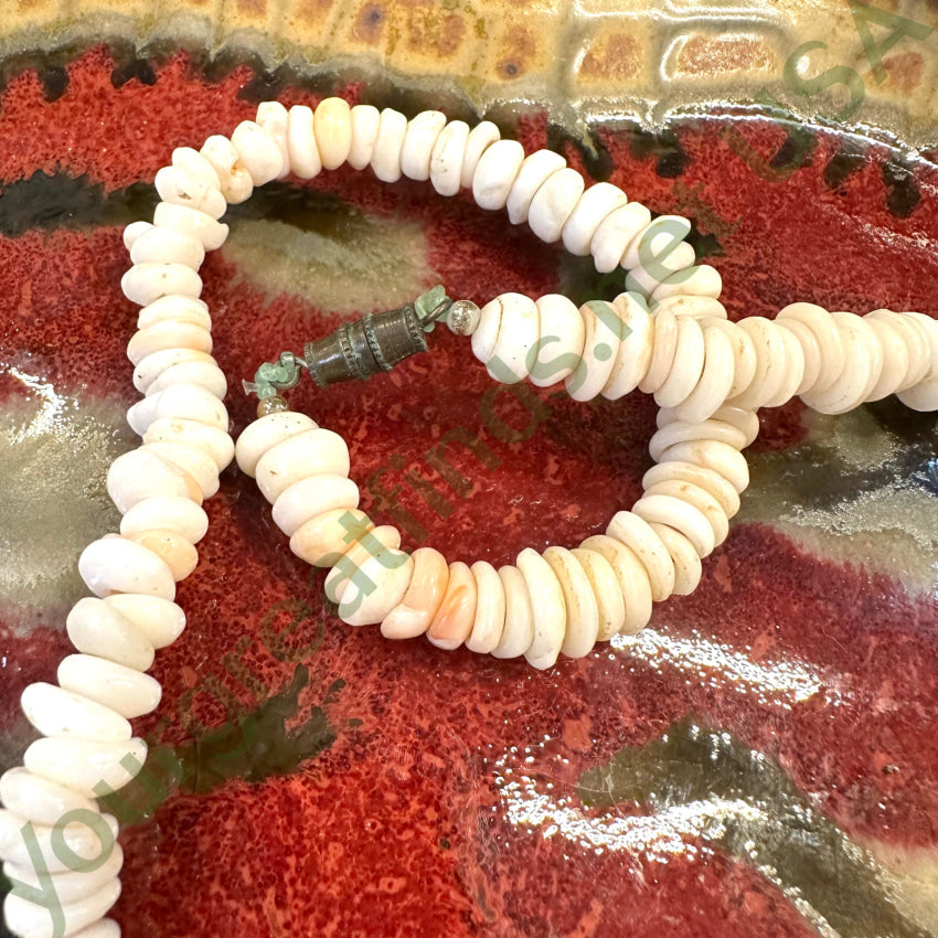 Natural Hawaiian Puka Shell Necklace Necklace