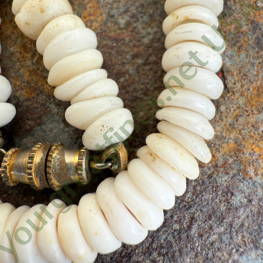 Natural High Grade Hawaiian Puka Shell Necklace 16.5” L necklace