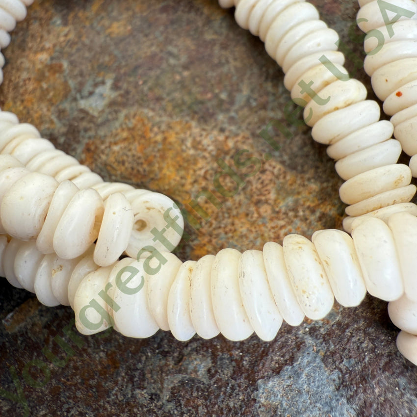 Natural High Grade Hawaiian Puka Shell Necklace 16.5” L necklace