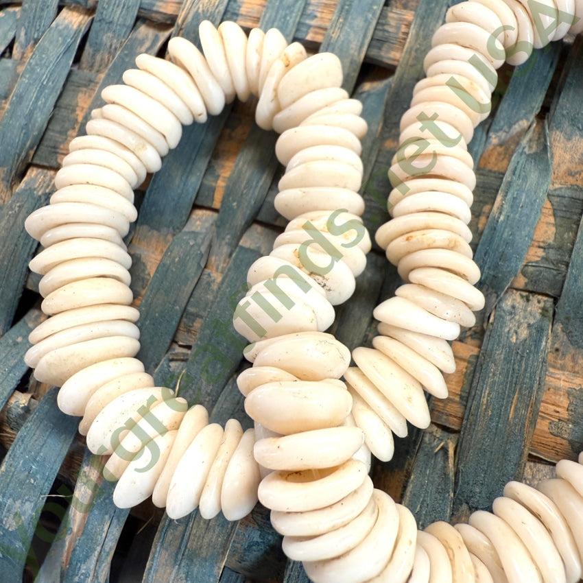 Natural High Grade Hawaiian Puka Shell Necklace 16” L necklace