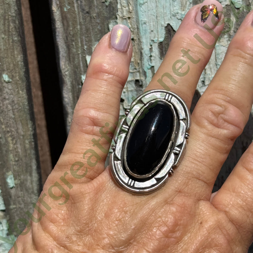 Navajo Sterling Silver Black Onyx Large Ring L. Yazzie Size 7 pin