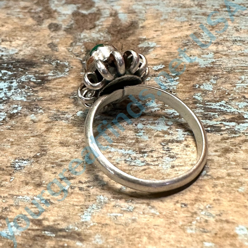 Antique sold sterling size 6 Navajo malachite ring