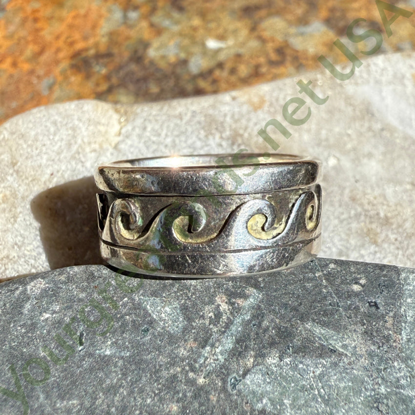 Ocean Waves Band Ring in Sterling Silver Size 5 ring
