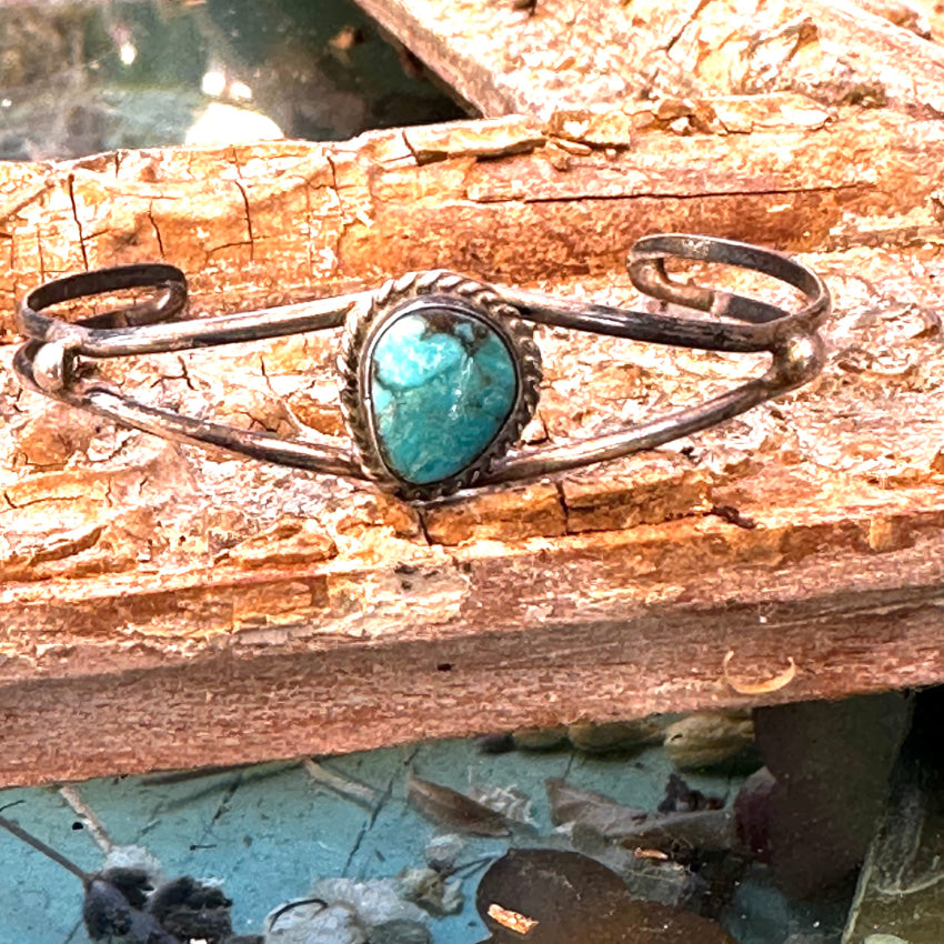 Old Navajo Sterling Silver & Natural Turquoise Cuff Bracelet Bracelet