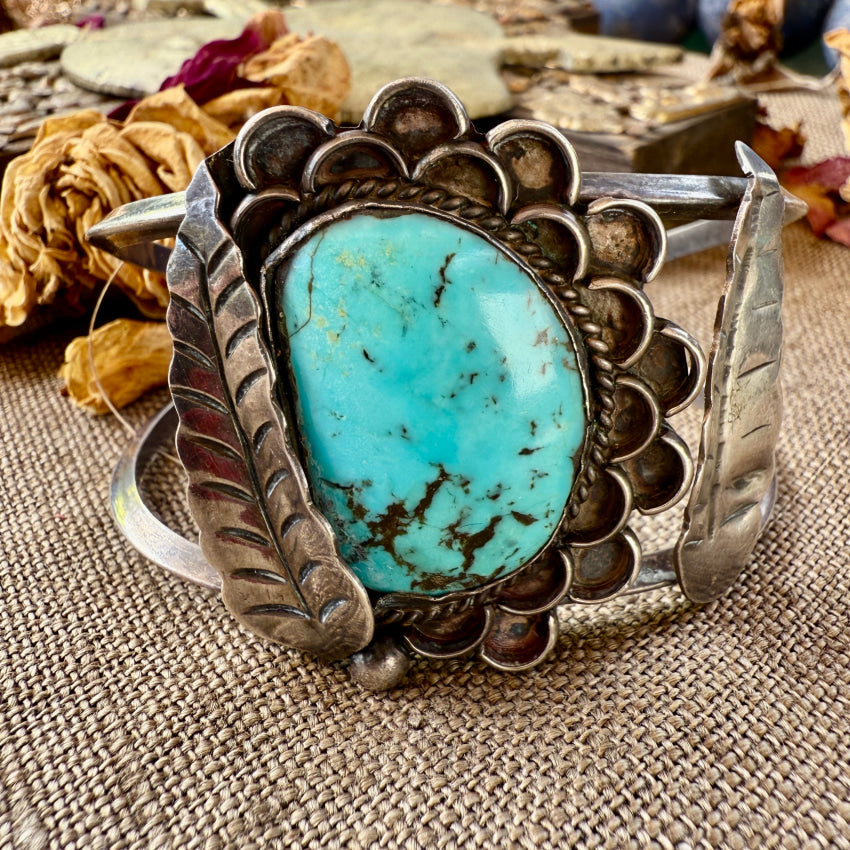 Old Navajo Sterling Silver & Spider Web Turquoise Double Feather Bracelet necklace