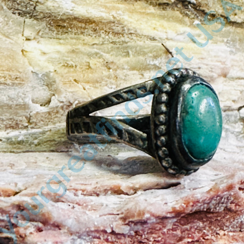 Old Navajo Sterling Silver Turquoise Child’s Ring Size 2 1/2