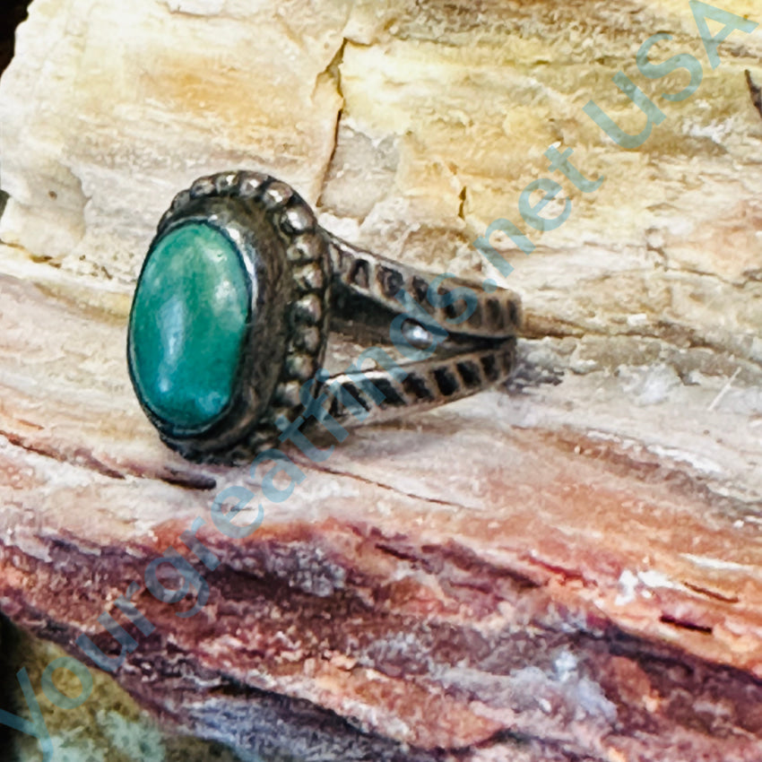 Old Navajo Sterling Silver Turquoise Child’s Ring Size 2 1/2