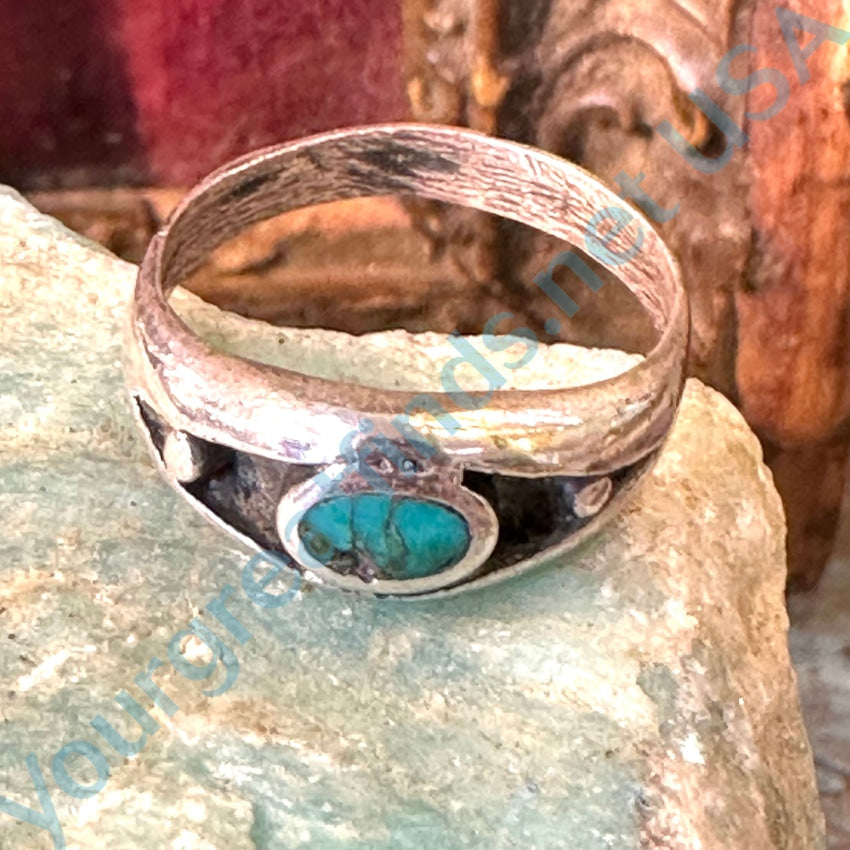 Old Navajo Tufa Stone Cast Turquoise Ring Size 7