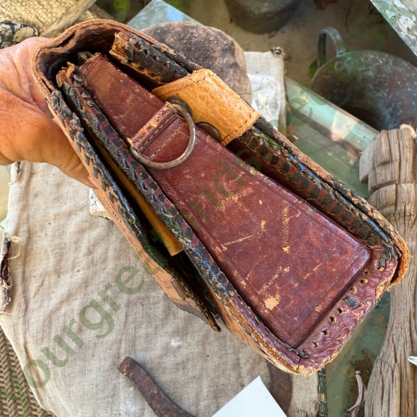 Old Reversible Mexican Tooled Leather Bag Red Heart Turn-Lock Clasp purse