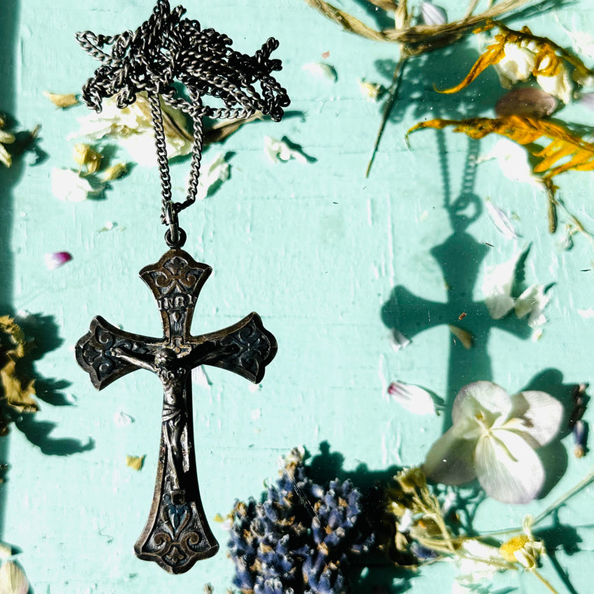 Old Solid Sterling Silver Crucifix On Continuous Chain Necklace