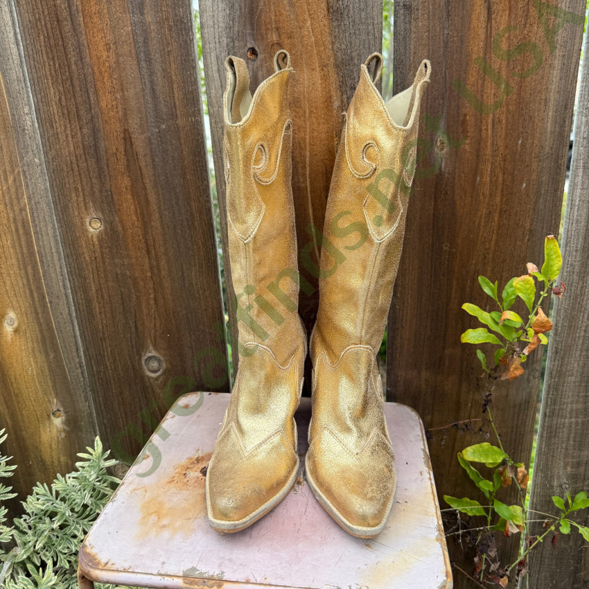 Penny Loves Kenny Gold Leather Western Cowgirl Boots Rodeo Drive 6.5 cowgirl boots