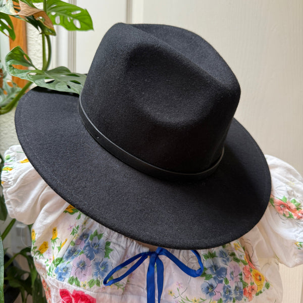 Pre-owned Free People Black 100% Wool Pinch Front Western  display picture 2