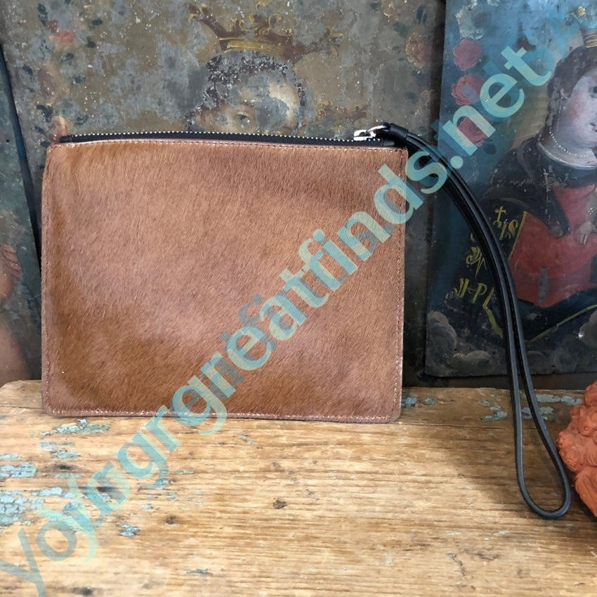 Punto Fibbia Brown Cowhide Wristlet Yourgreatfinds