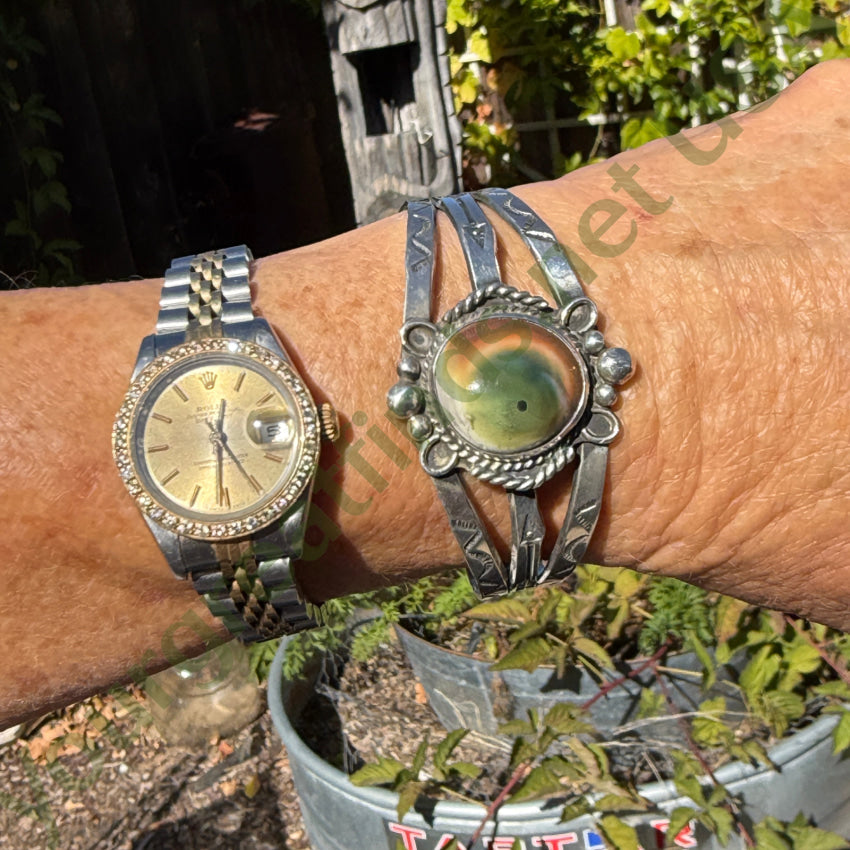 Rare Antique Navajo Operculum Shell Sterling Silver Cuff Bracelet bracelet