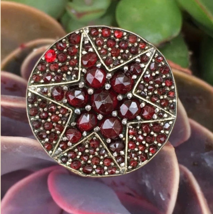 Ring Garnet Star Antique 10K Gold Bohemian Or Spessartite Size: 6.5 Ring