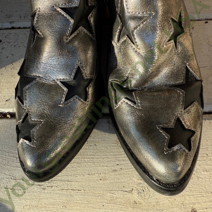 Seven7 Pewter & Black Rockstar Bootie Ankle Chelsea Boots 6 shoes