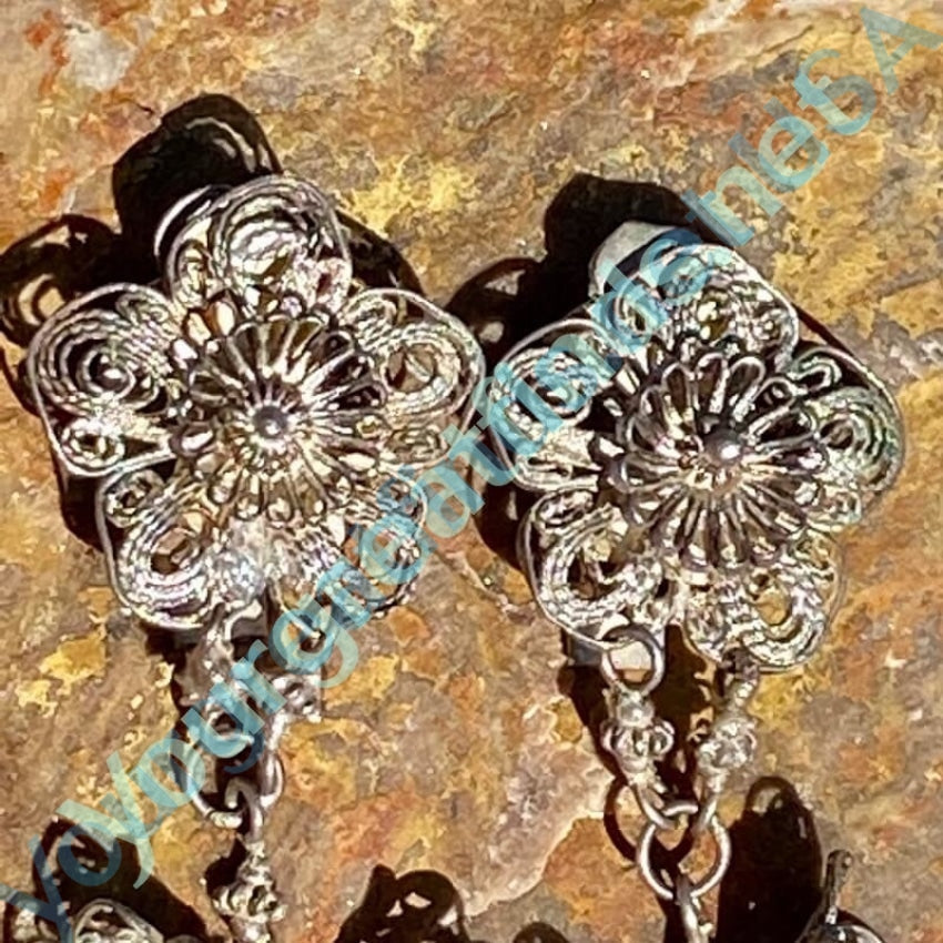 Vintage 1960s tea party flower clip on earrings