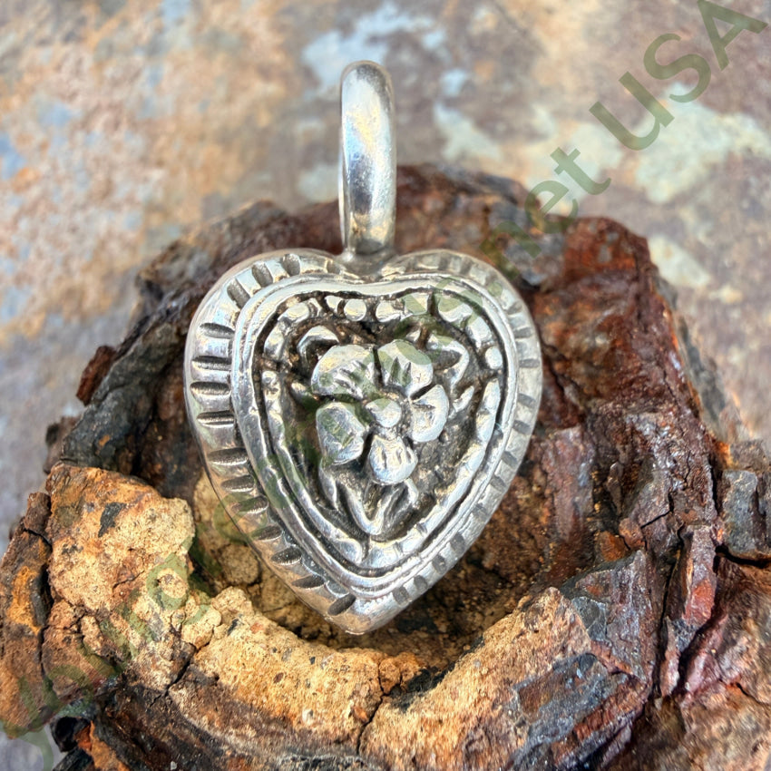 Solid Sterling Silver Puffy Heart Floral Pendant pendant