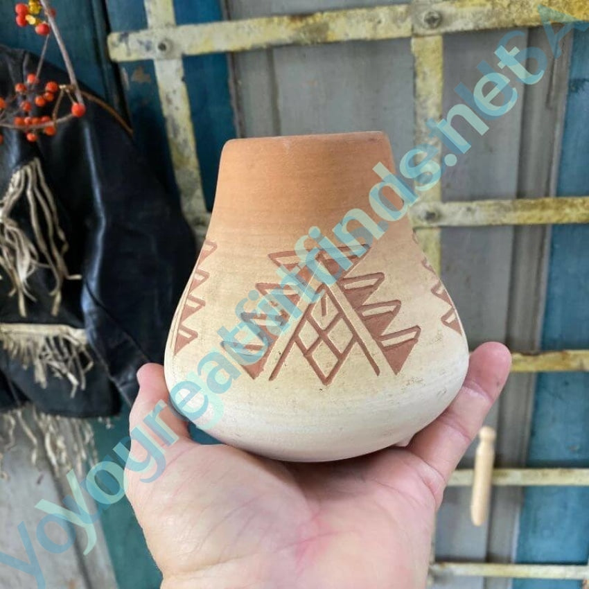 Southwestern Pottery Vase Vintage Yourgreatfinds