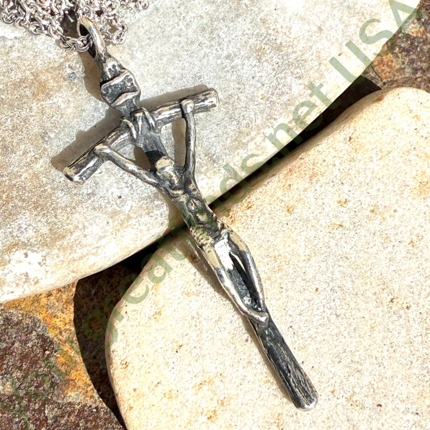 Sterling Silver 3D Crucifix Pendant & Chain Necklace necklace