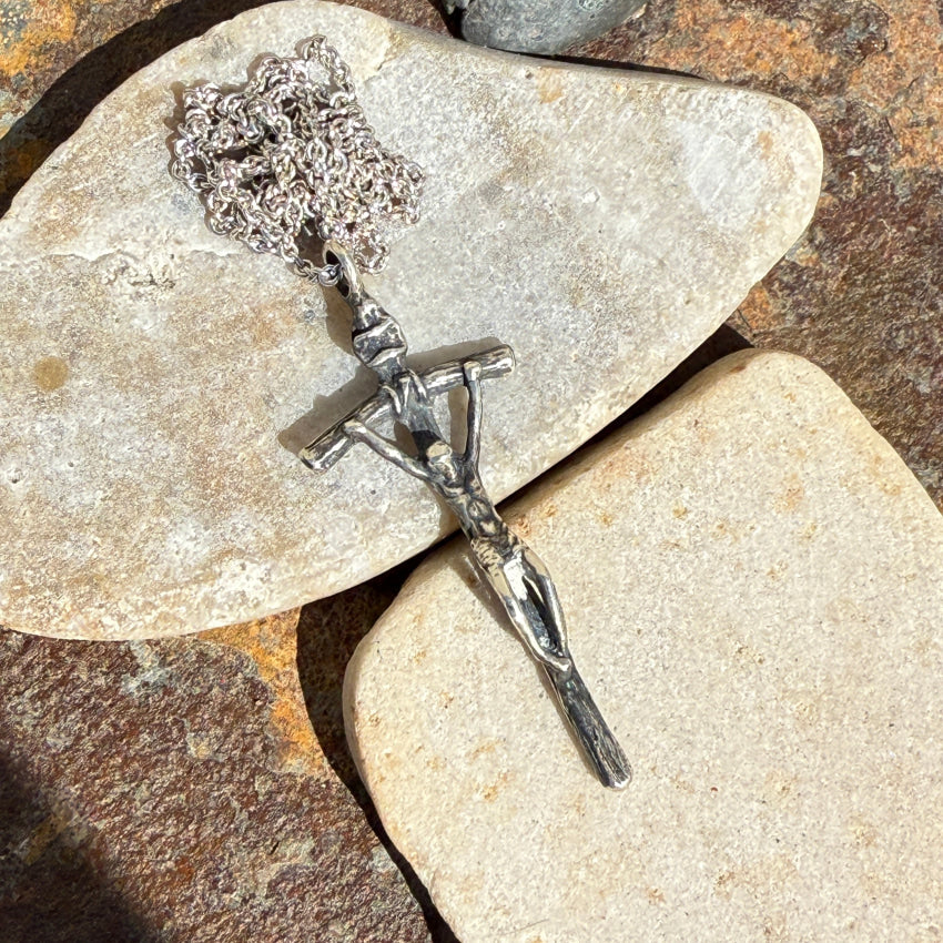 Sterling Silver 3D Crucifix Pendant & Chain Necklace necklace