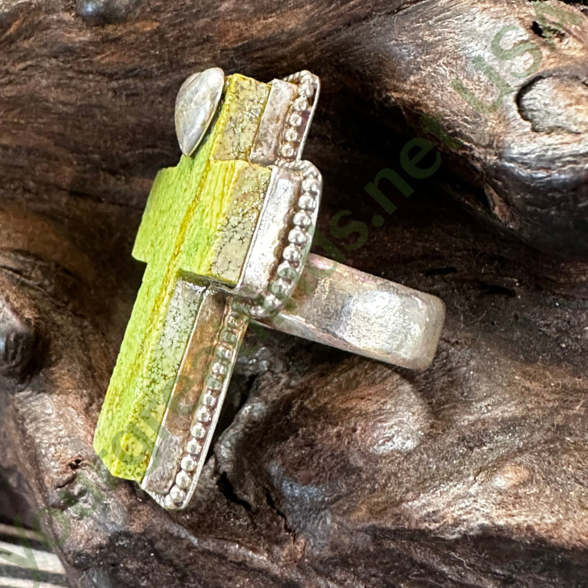 Sterling Silver Apple Green Gaspeite Holy Cross & Heart Ring 5.25 Ring