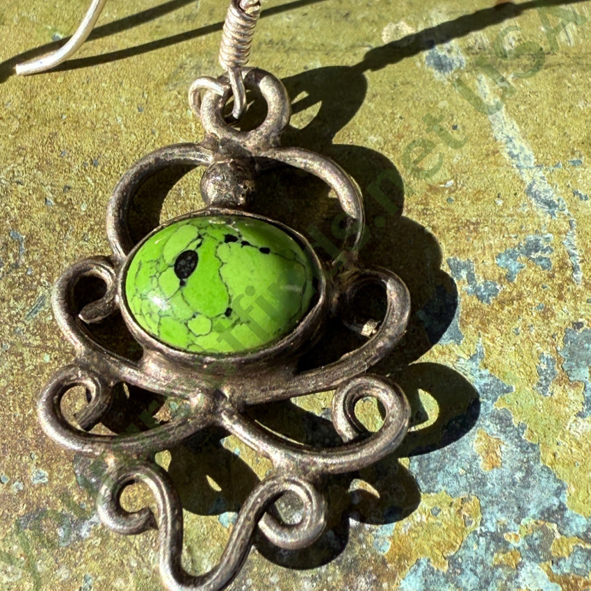 Sterling Silver Apple Green Gaspeite Pierced Earrings earrings