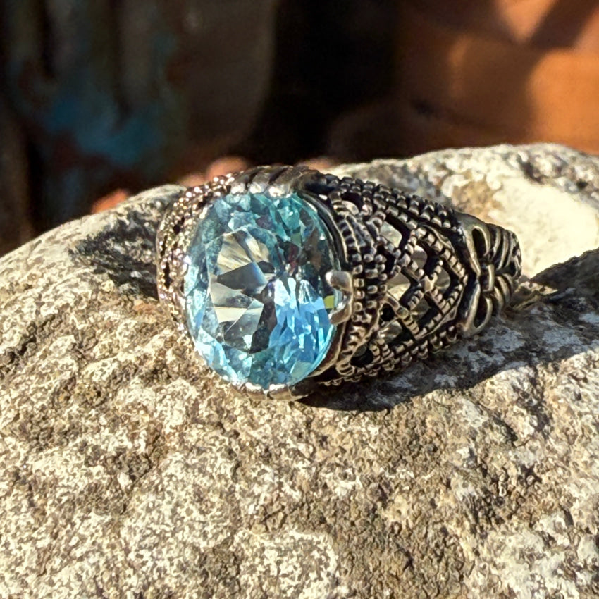 Sterling Silver & Blue Topaz Ring Size 6.5 ring