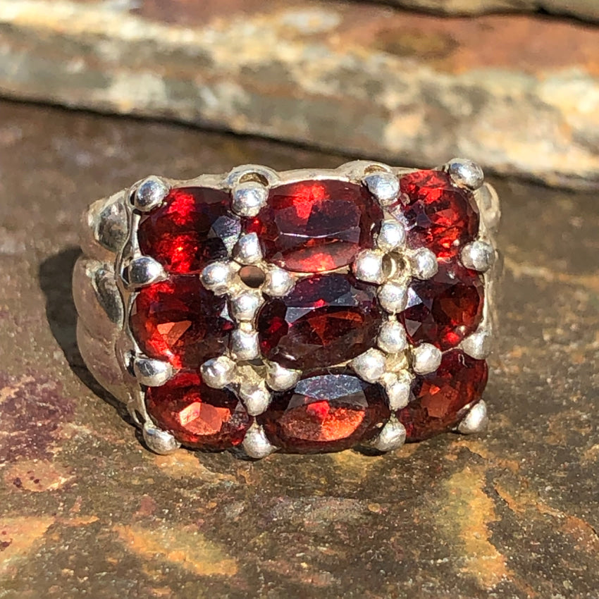 Sterling Silver &amp; Faceted Garnet Band Ring Size 7