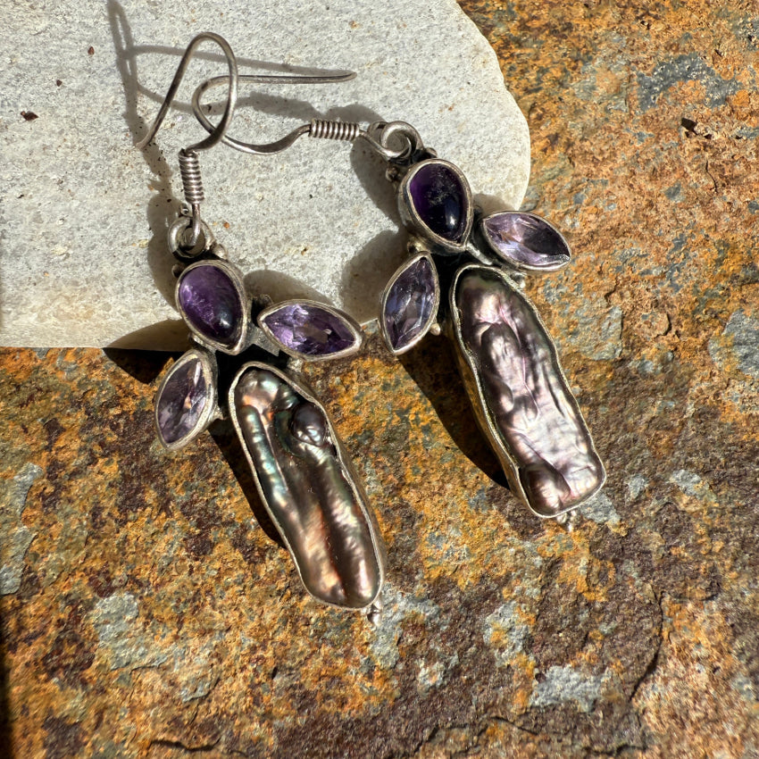 Sterling Silver Freshwater Black Pearl Gemstone Pierced Earrings earrings