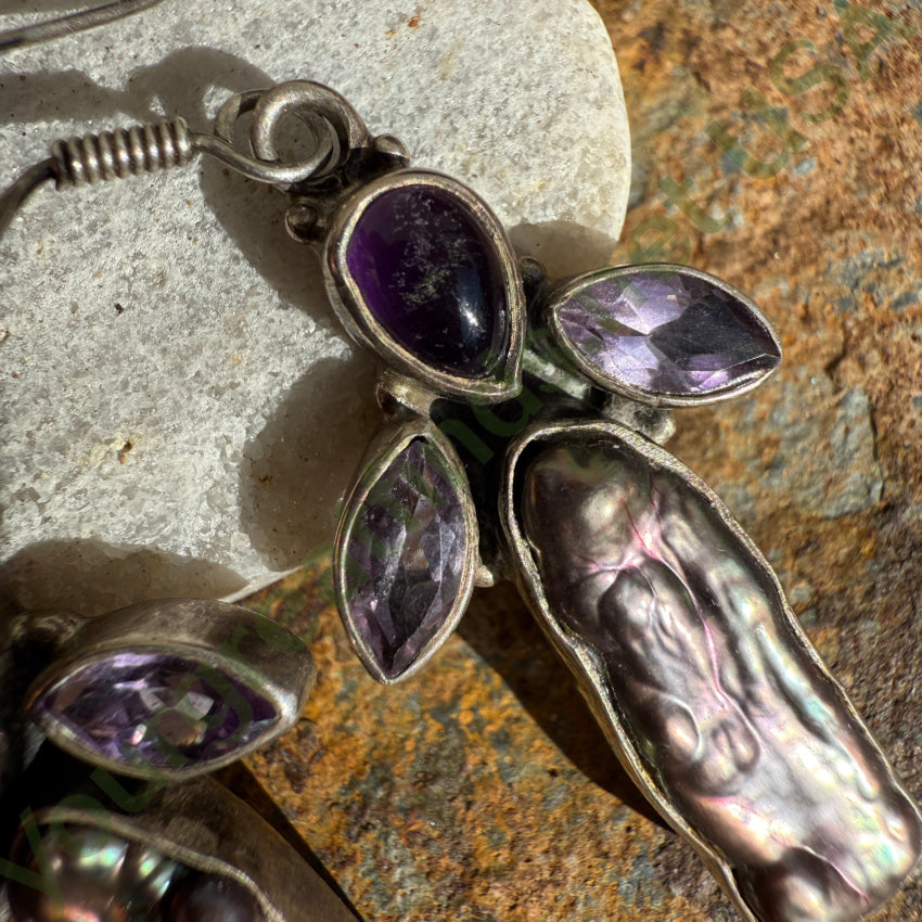 Sterling Silver Freshwater Black Pearl Gemstone Pierced Earrings earrings