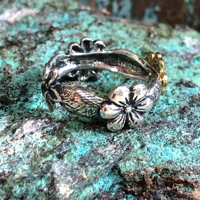 Sterling Silver & Gold Four Flower Band Ring Size 8 Ring