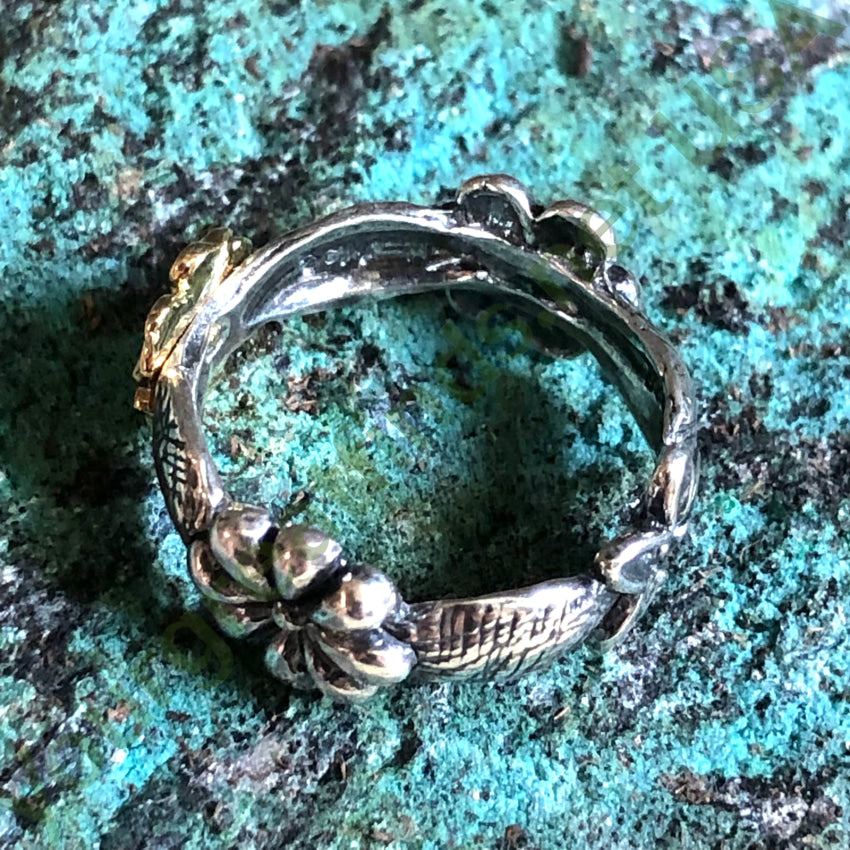 Sterling Silver & Gold Four Flower Band Ring Size 8 Ring