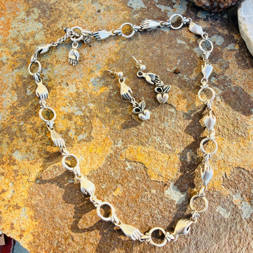 Sterling Silver Helping Hands Necklace & Earrings Set Lion Head Clasp jewelry set