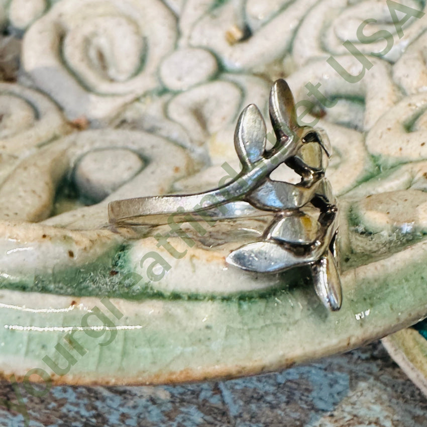 Sterling Silver Leafy Vine Ring Size 6