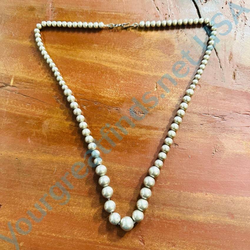 Vintage 1980s Hand Knotted Beige Freshwater Pearl Necklace - Yourgreatfinds