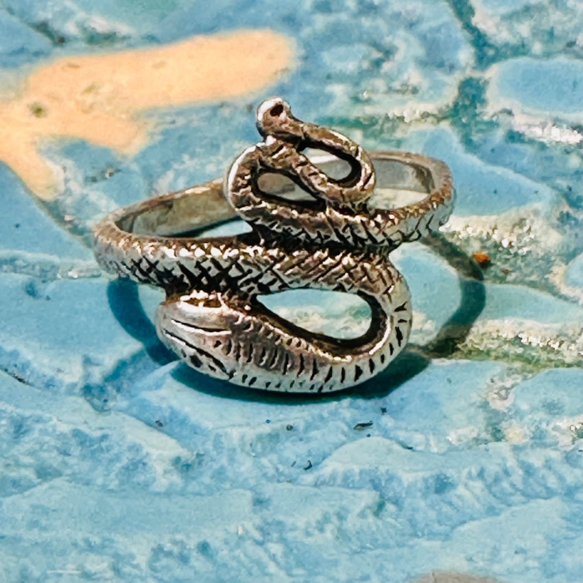 Sterling Silver Serpent Or Snake Ring Size 3.5