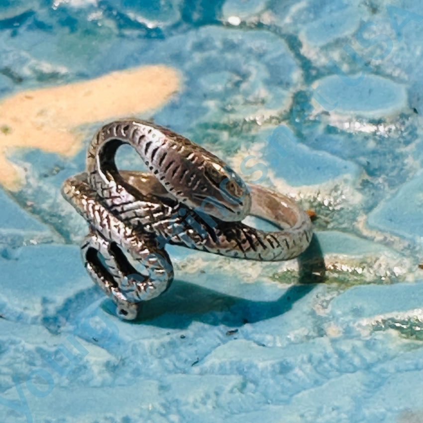 Sterling Silver Serpent Or Snake Ring Size 3.5