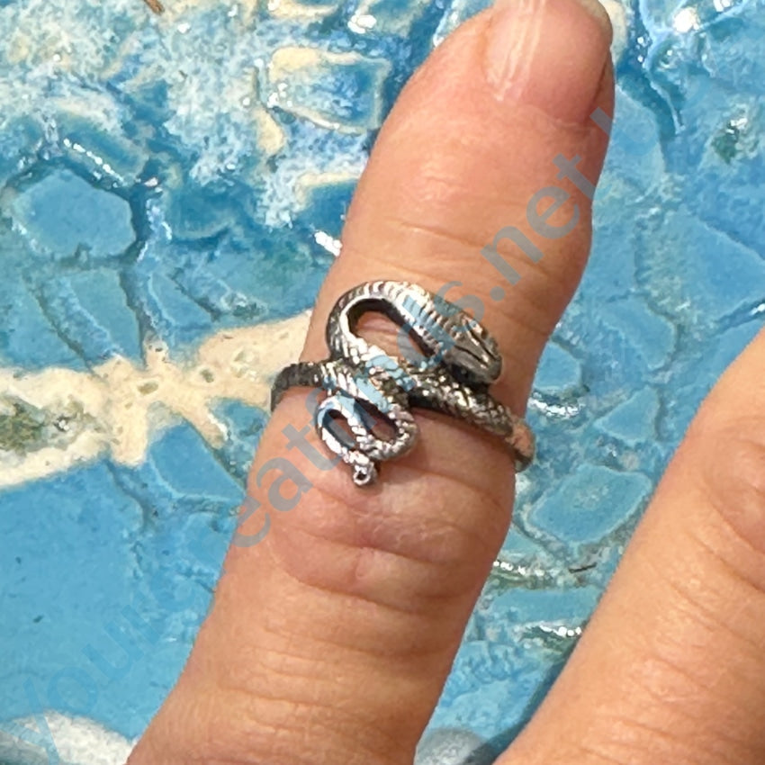 Sterling Silver Serpent Or Snake Ring Size 3.5