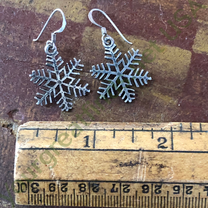 Sterling Silver Snowflake Pierced Earrings Earrings