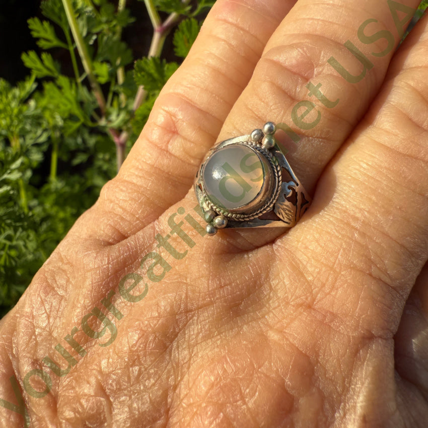 Sterling Silver Star Moonstone Ring Size 7 3/4 ring