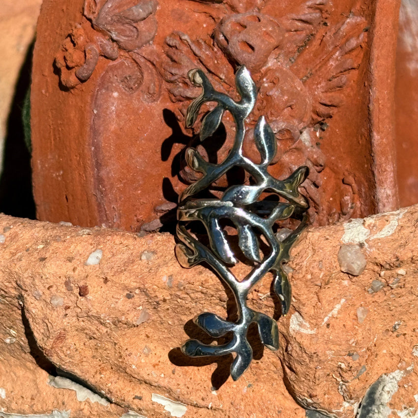 Sterling Silver Vine Long Ring Size 7 ring