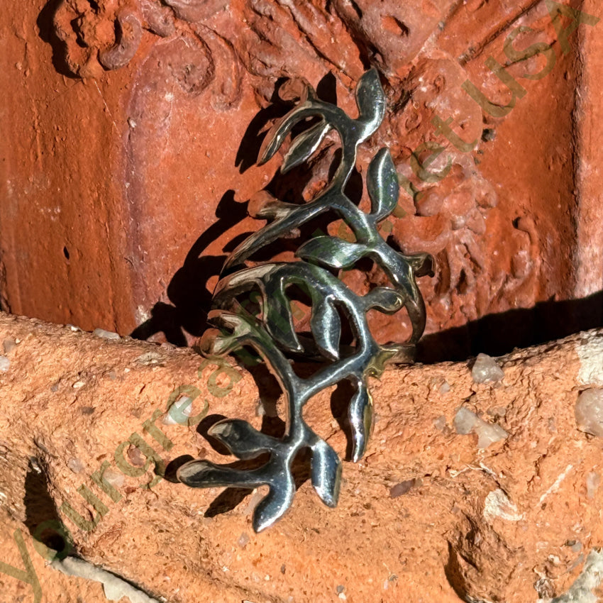 Sterling Silver Vine Long Ring Size 7 ring
