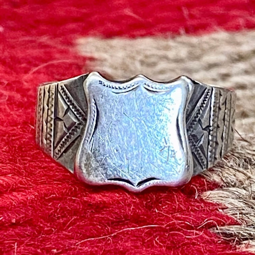 Time Worn Smooth Sterling Silver Shield Ring Size 7 3/4 Yourgreatfinds