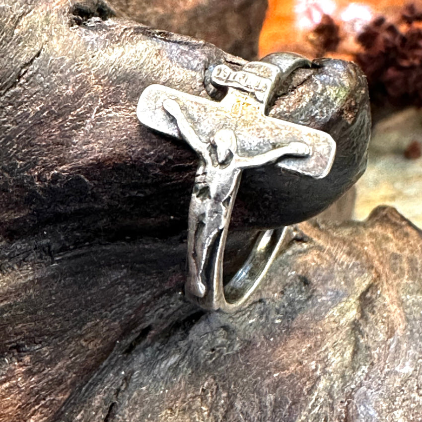 Time Worn Sterling Silver Crucifix Ring Size 6 3/4