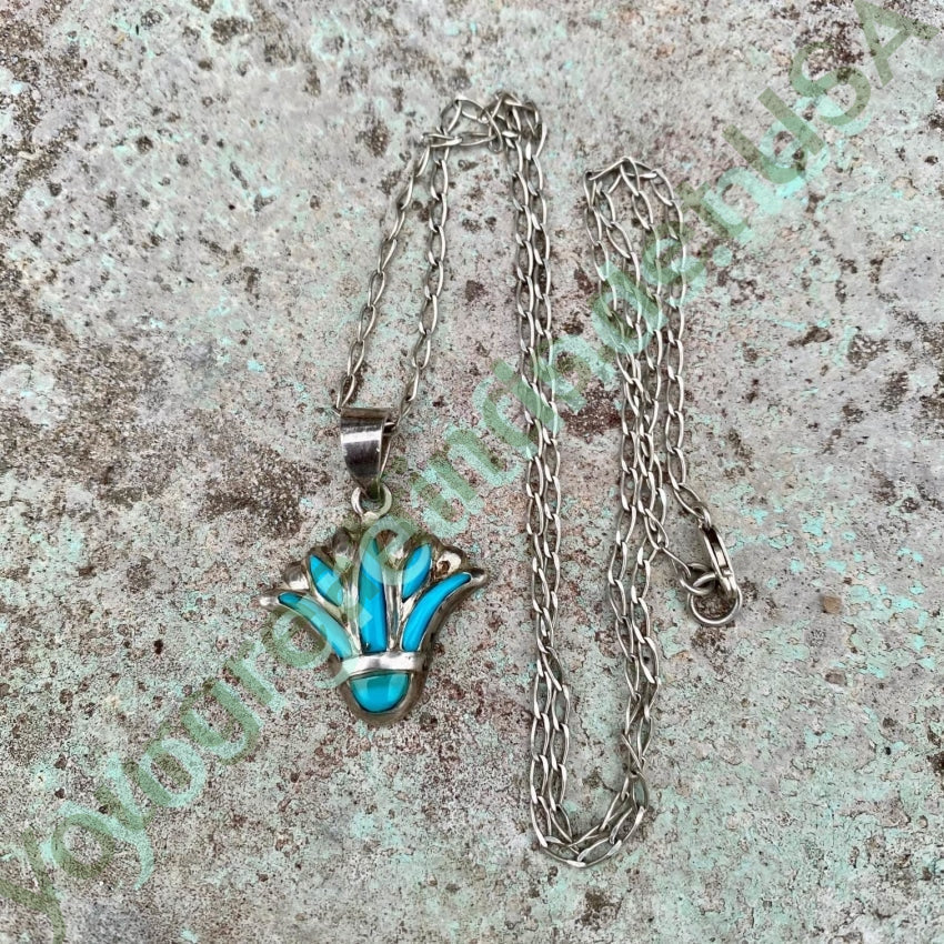 Turquoise Inlay Pendant and Chain Necklace in Sterling Silver Yourgreatfinds